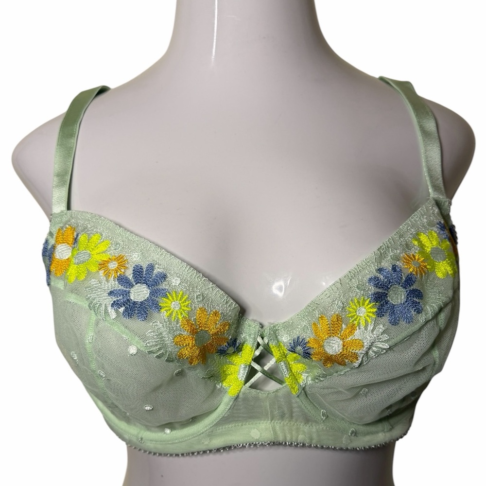 Savage X Fenty Free Spirit Floral Embroidered Unlined Balconette Bra 40DDD